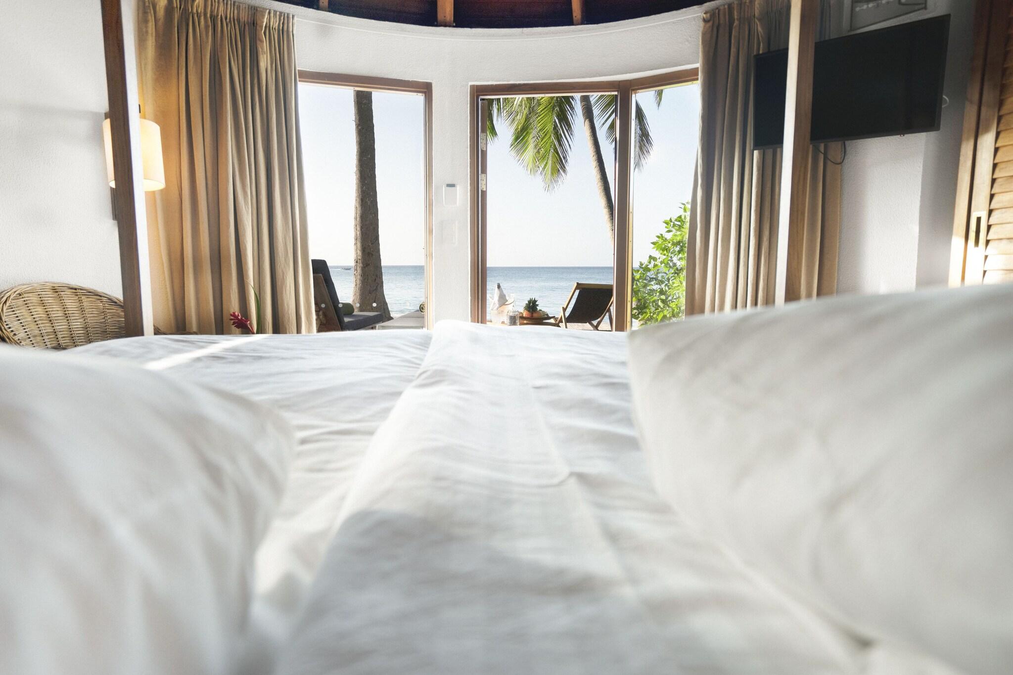 Bungalow Beach Front