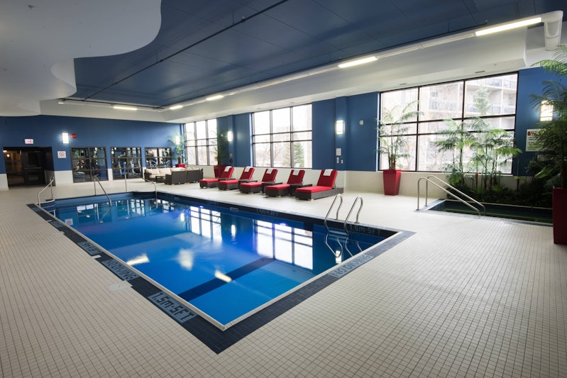 Four Points by Sheraton Winnipeg South 4/13