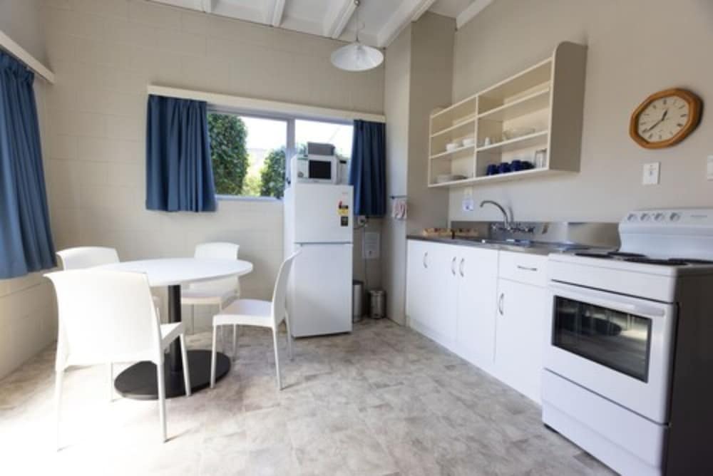 Cosy Corner Holiday Park 33/50