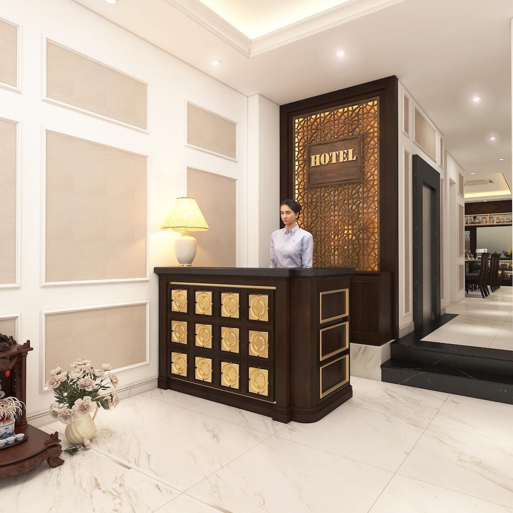 Antique Angel Hotel 1/24
