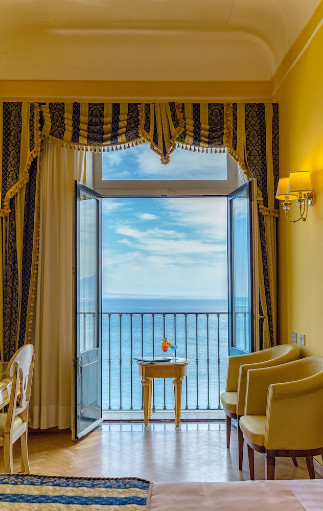Imperial Hotel Tramontano 27/39