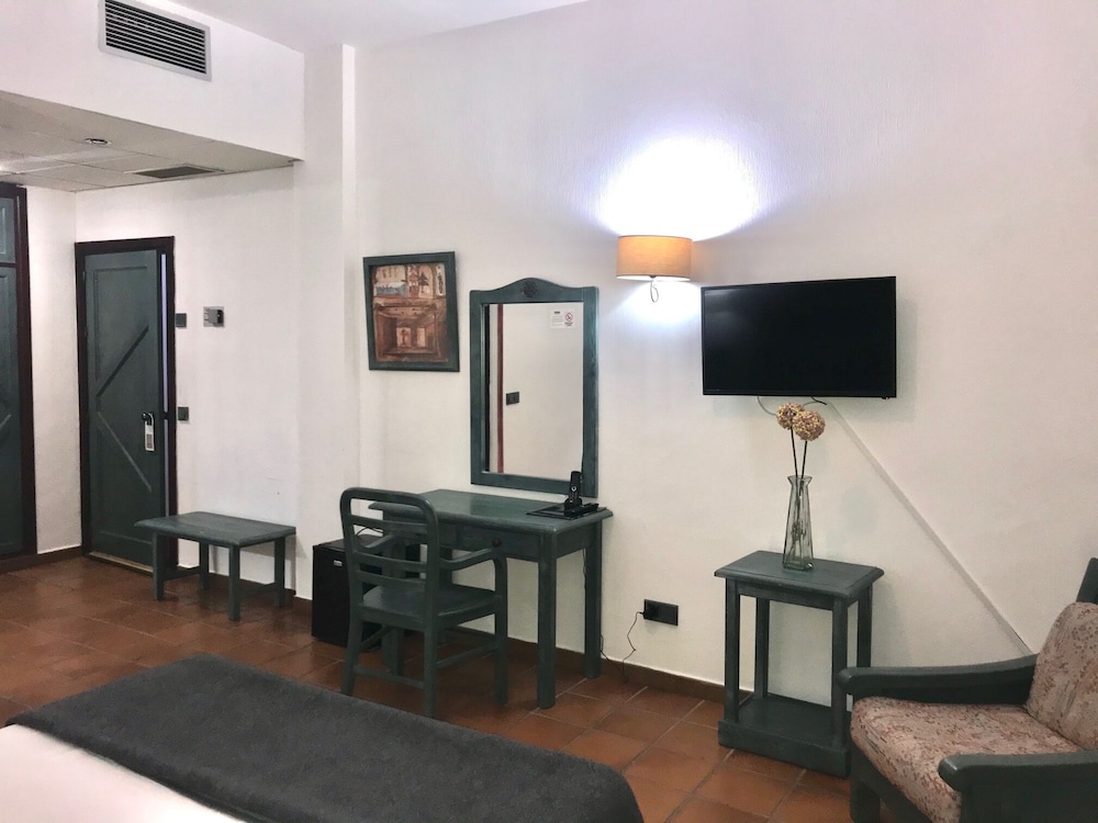 Hotel Almagro 47/73
