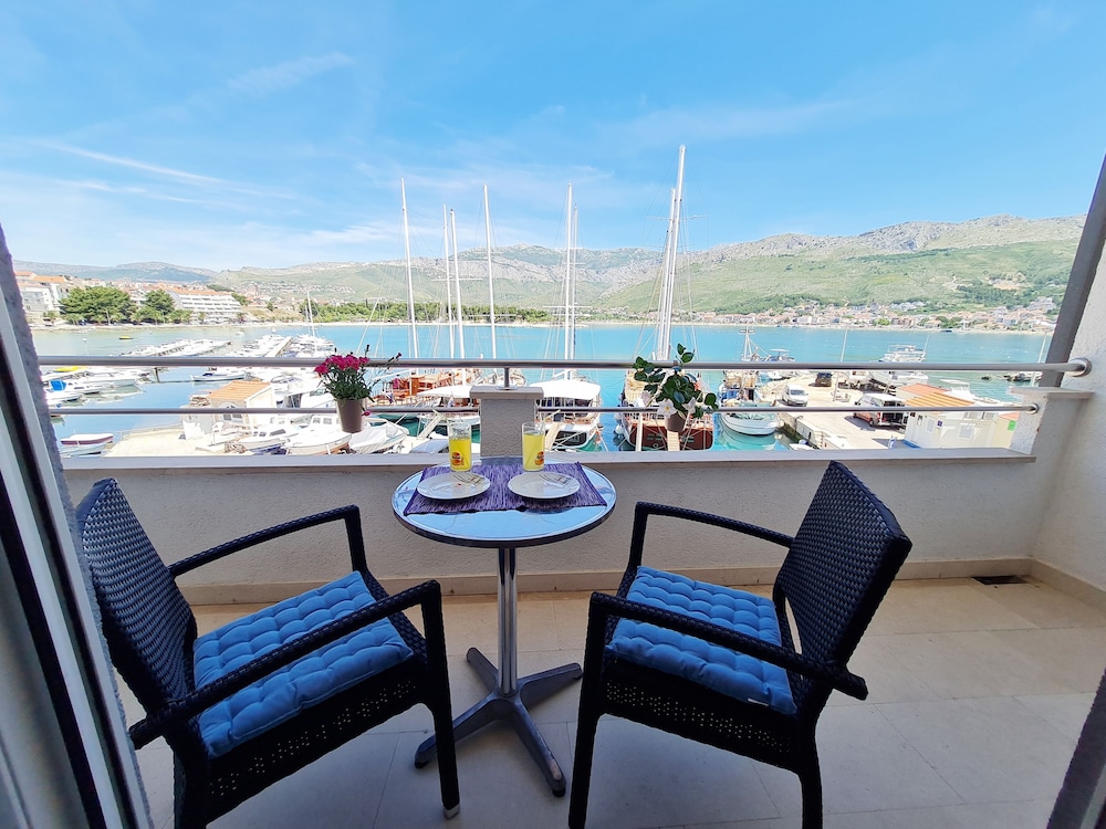 APARTMENTS ROOMS PORAT 31/47