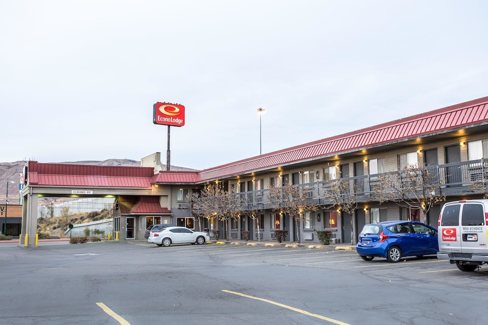 Econo Lodge Downtown Salt Lake 40/42