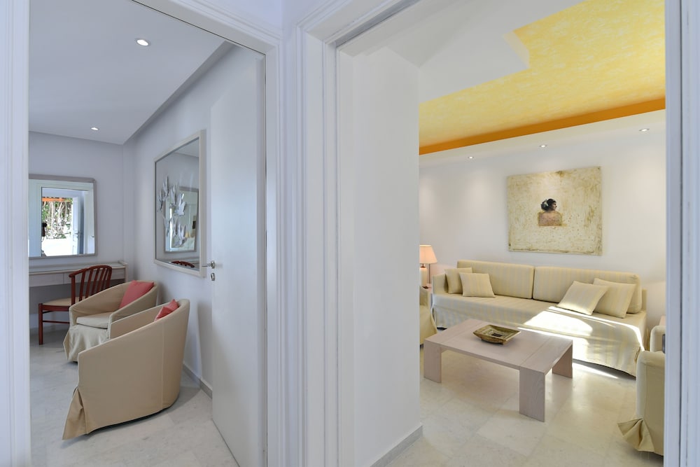 ASTIR OF PAROS 27/31