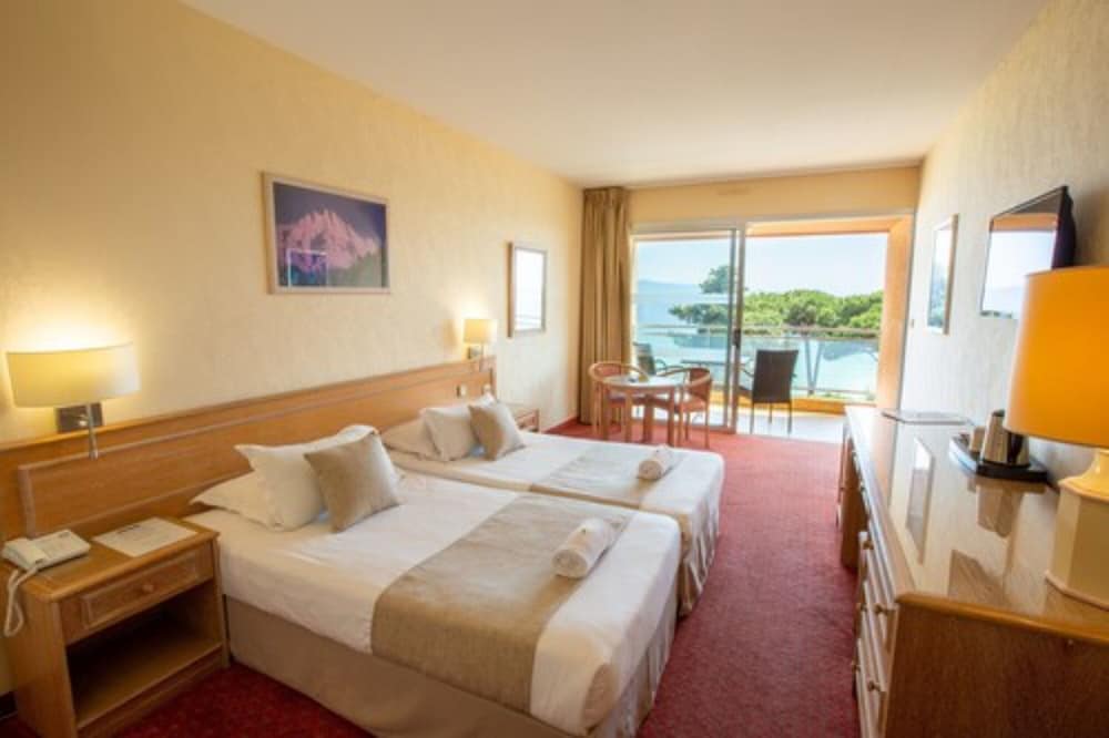 Hotel La Pinede 21/72