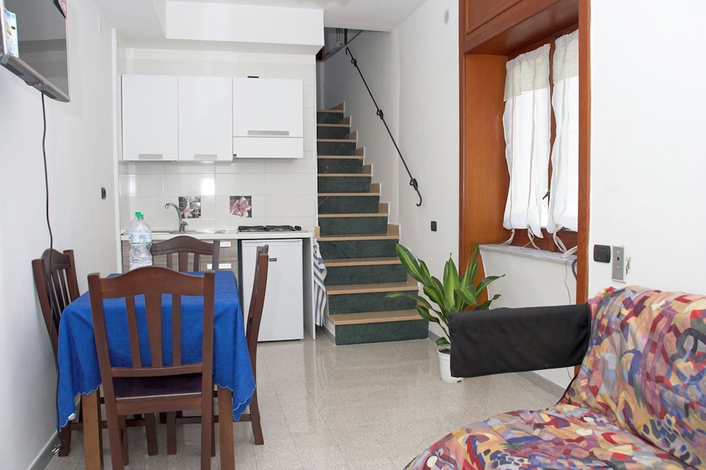 Elisa B&B 18/41