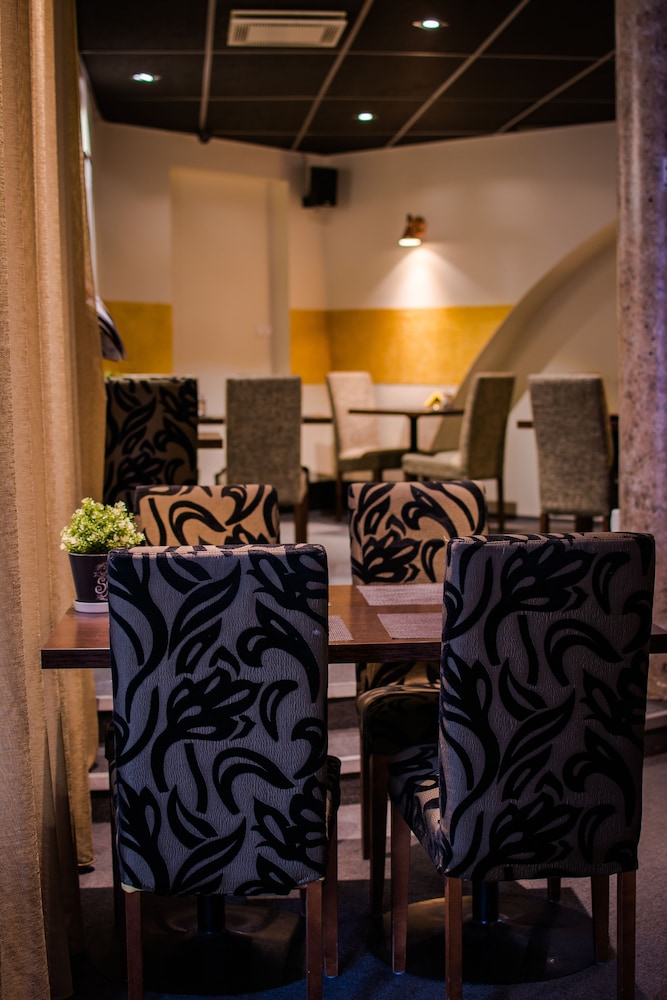 Braavo Spa Hotel 34/45