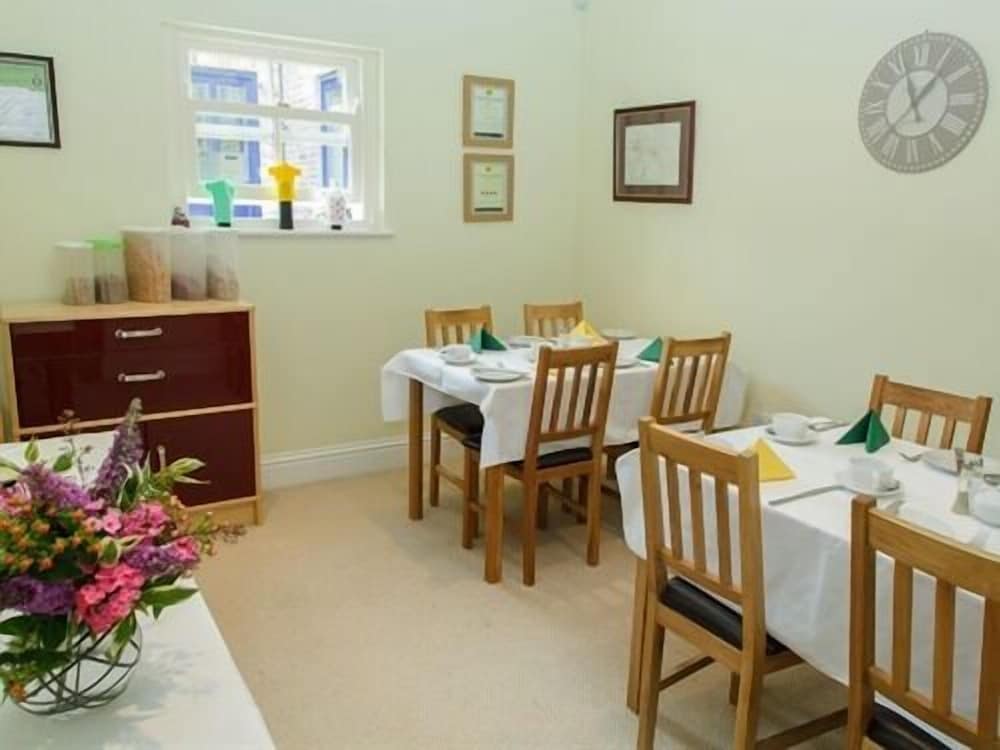 Newsham Grange Farm Bed and Breakfast 21/36