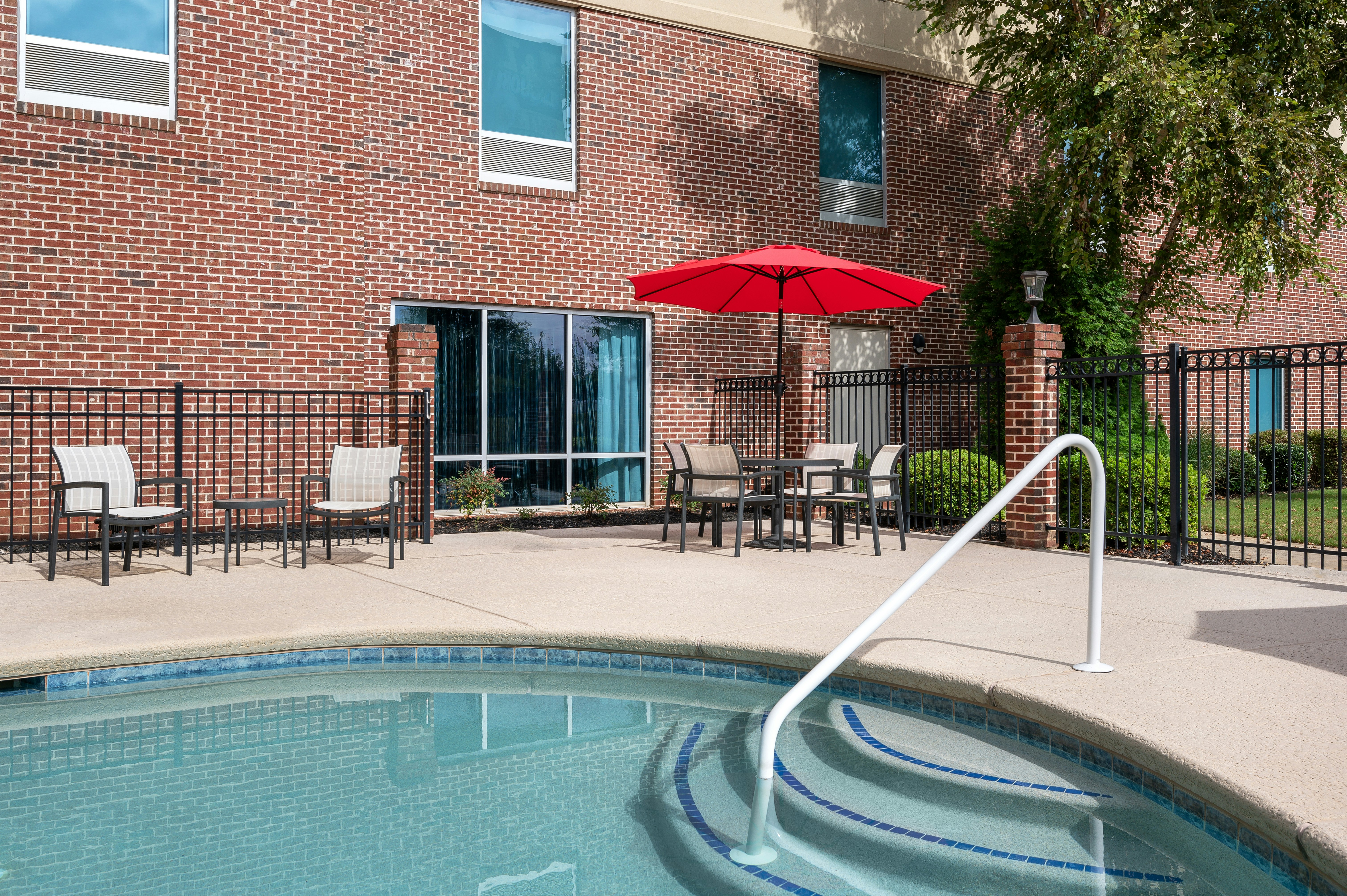 Hampton Inn Atlanta Mcdonough 21/44