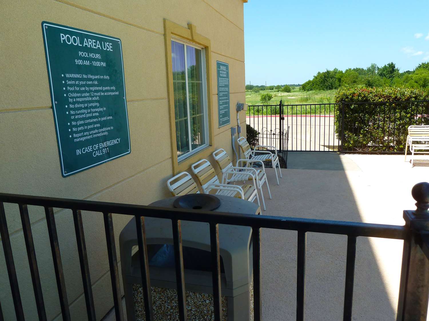 Americas Best Value Inn Suites Gun Barrel City 3/57