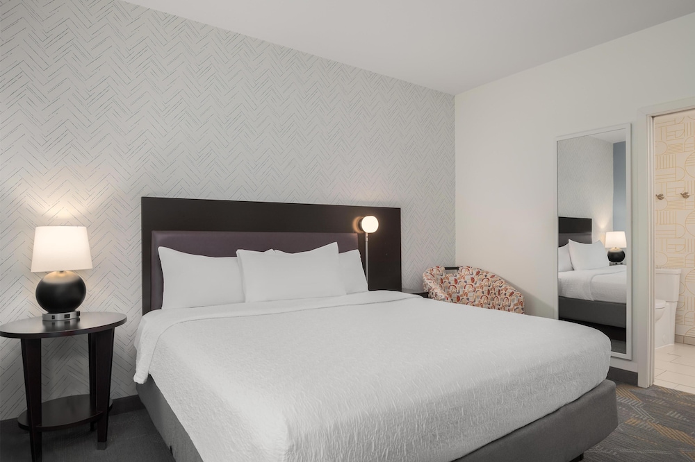 Room at HOME2 SUITES BILOXI NORTH D IBERVILLE, D IBERVILLE - MS