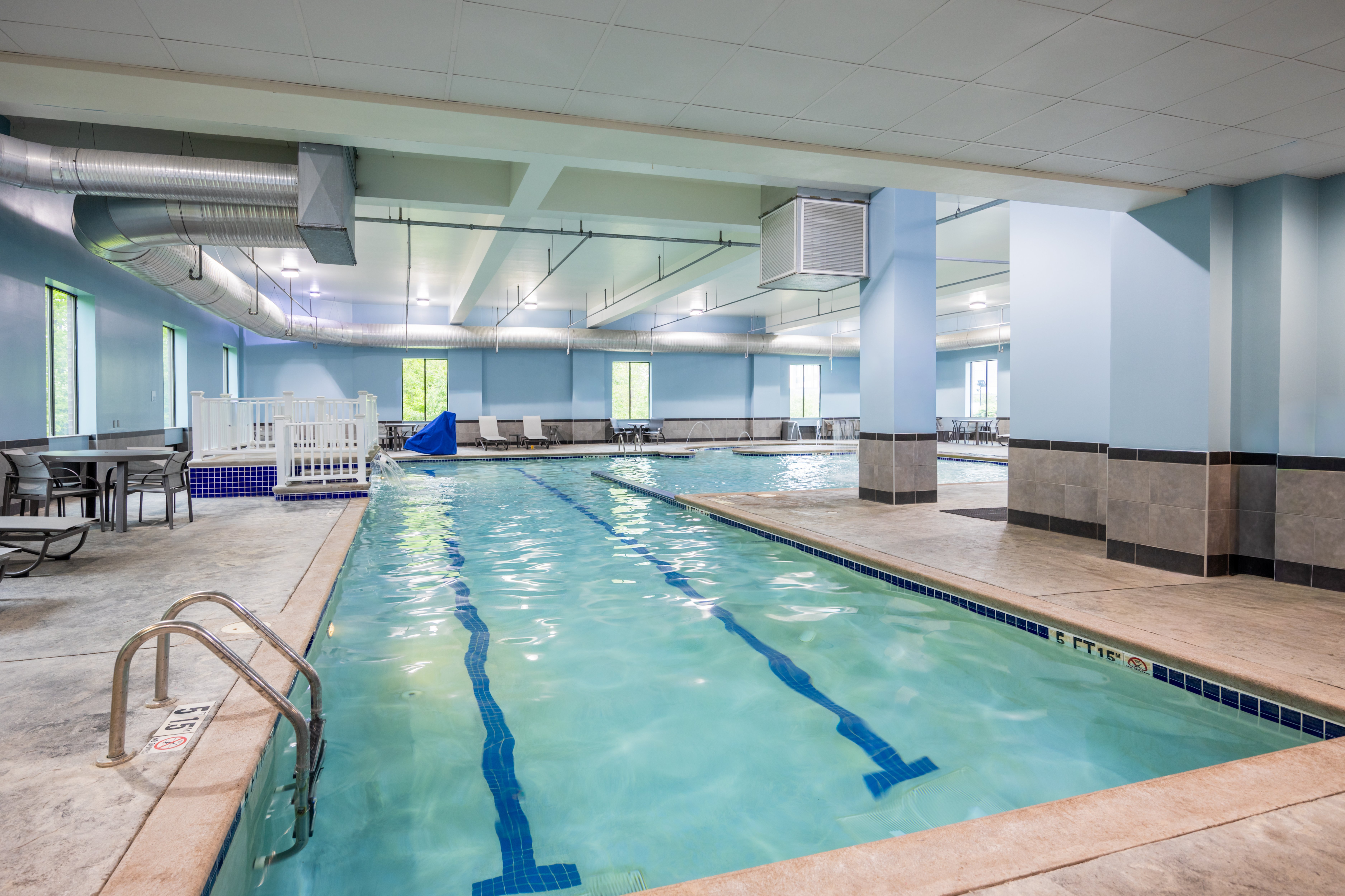 Holiday Inn Express Hotel Suites Columbus Polaris Parkway 41/77