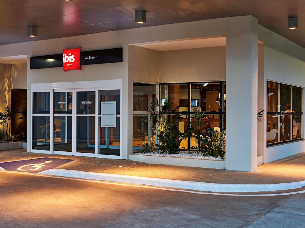 Ibis Rio Branco 2/43