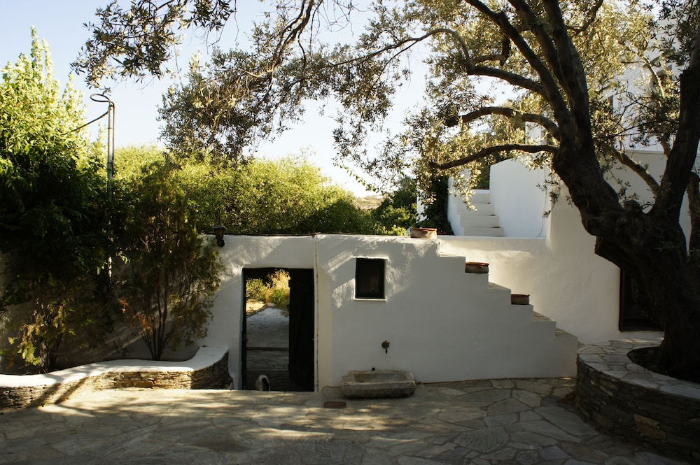 Andromeda Sifnos 33/50