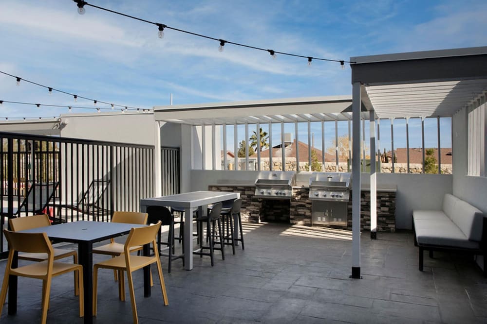 Home2 Suites by Hilton El Paso East Loop 375 37/50