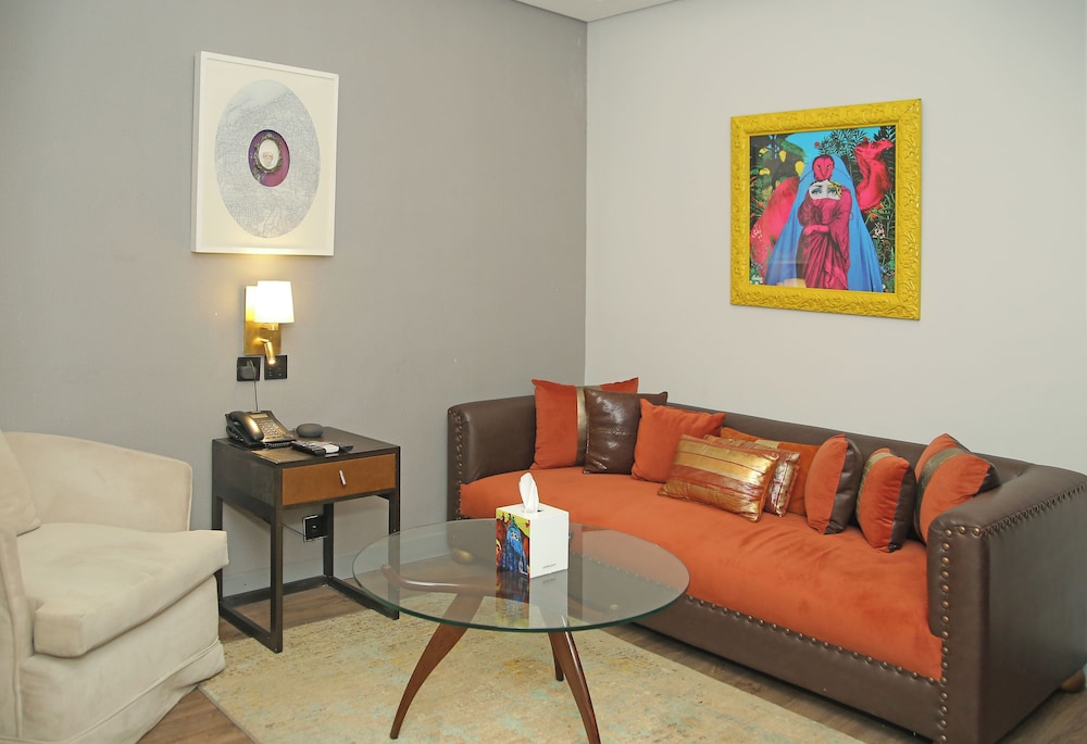 Ambiance Boutique Art Hotel Lahore 27/46