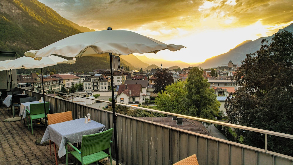 Merkur Hotel Interlaken 44/50