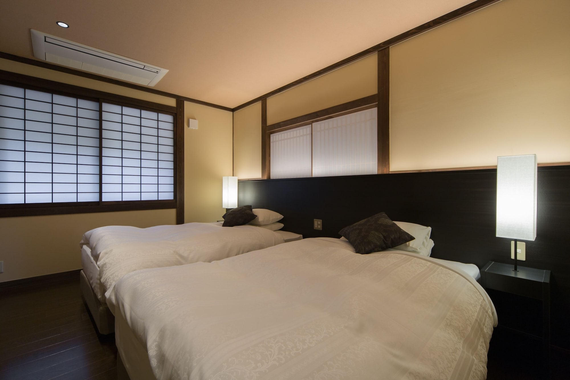 Western, Type A, Twin Beds