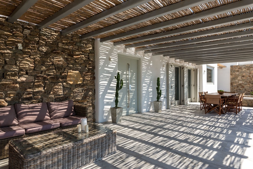 Dreamlike Villas Mykonos 25/50