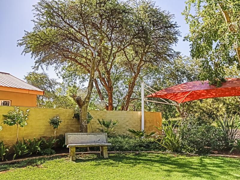 Home Away Guest House 28/34