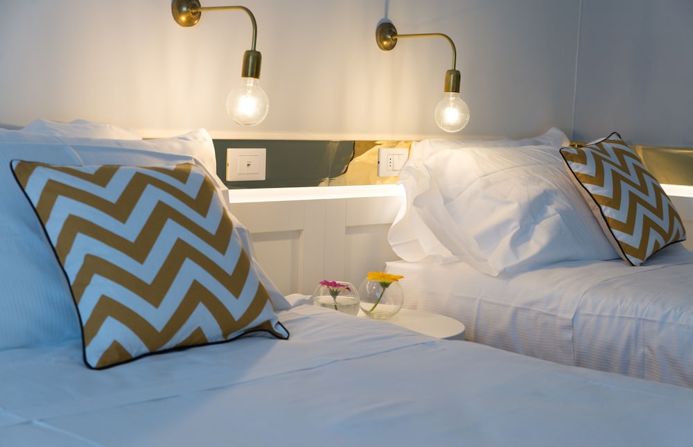 Residence Ten Suite 12/40