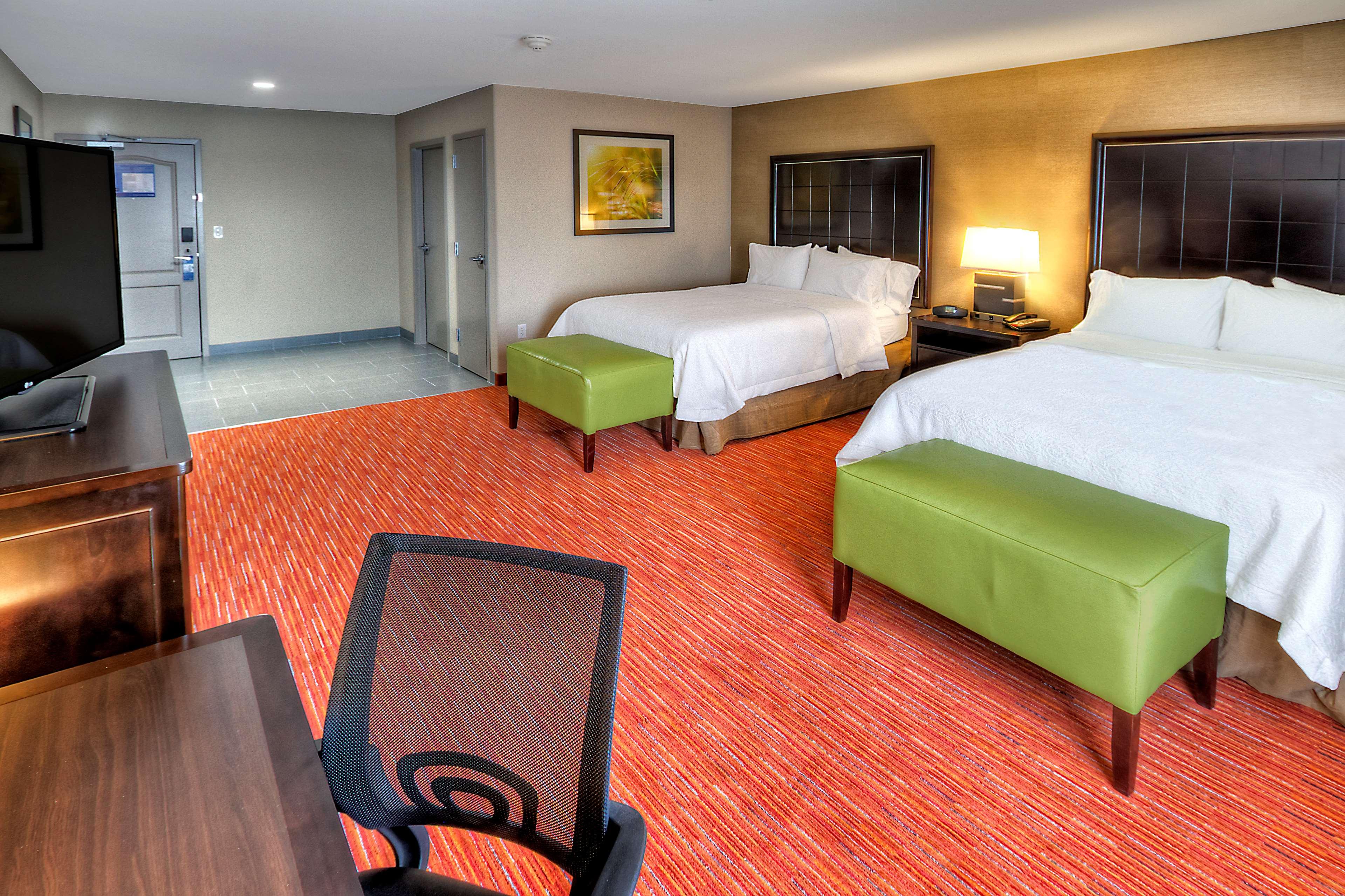 Room at HAMPTON INN AND SUITES ADA, ADA - OK