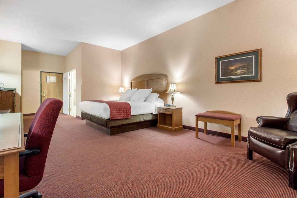 غرفة قياسية بسرير كينج، Norfolk Lodge Suites Ascend Hotel Collection 10/10