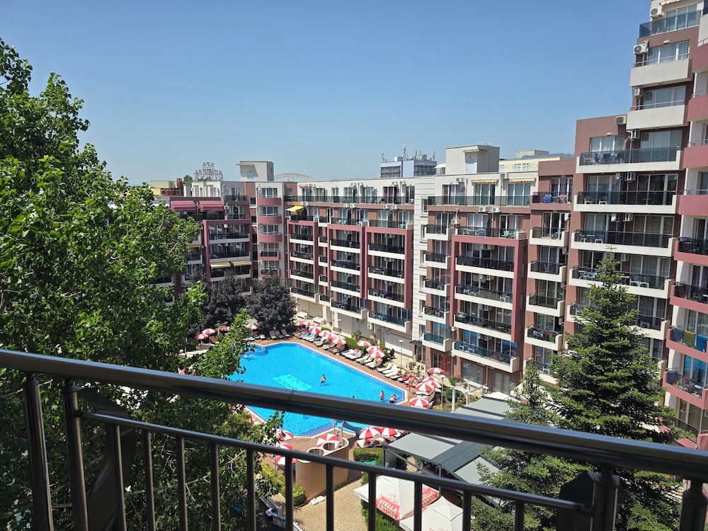 Planeta Hotel and Aquapark 1/50