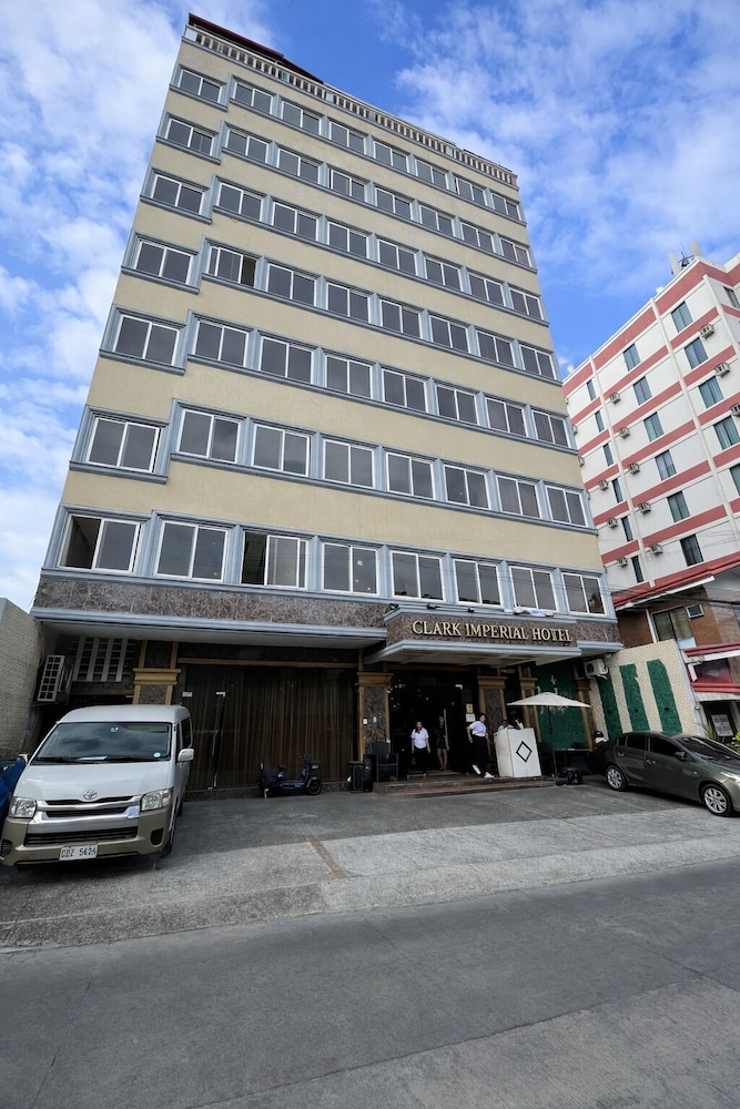 Clark Imperial Hotel 85/89