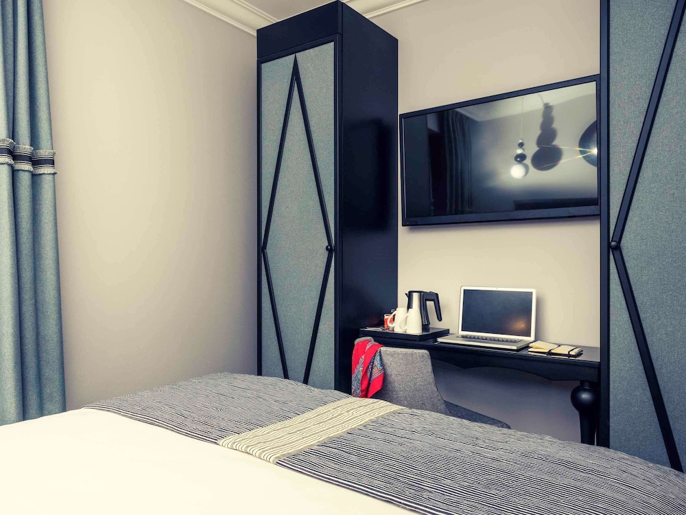 Mercure Paris Arc de Triomphe Wagram 8/46
