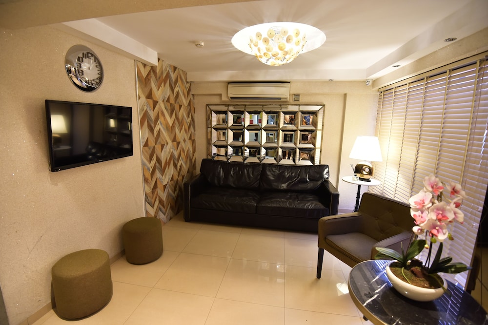 B Guest Hotel 46/66