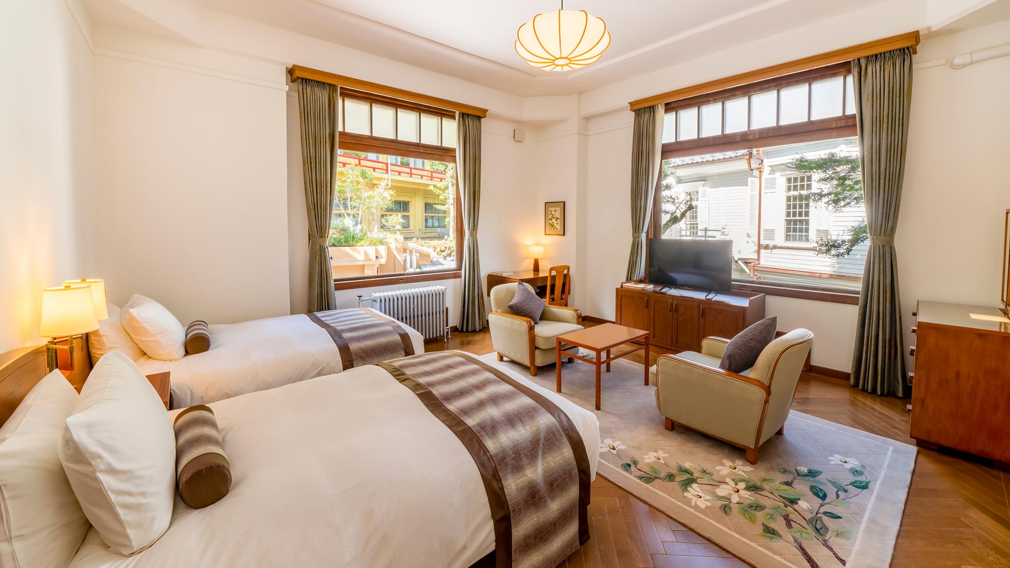 Adjoining, 2 Rooms, Deluxe, Twin Beds