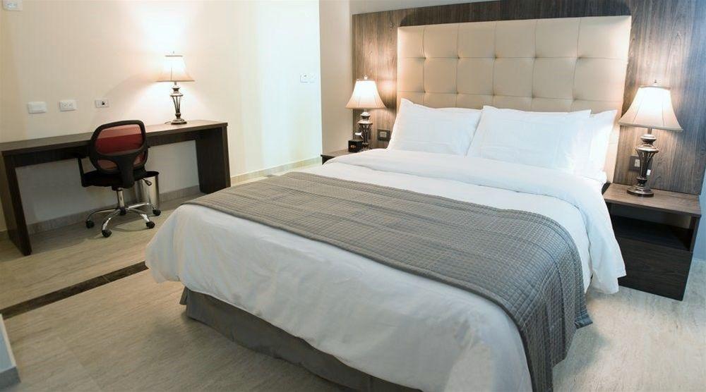 Standard, King Bed