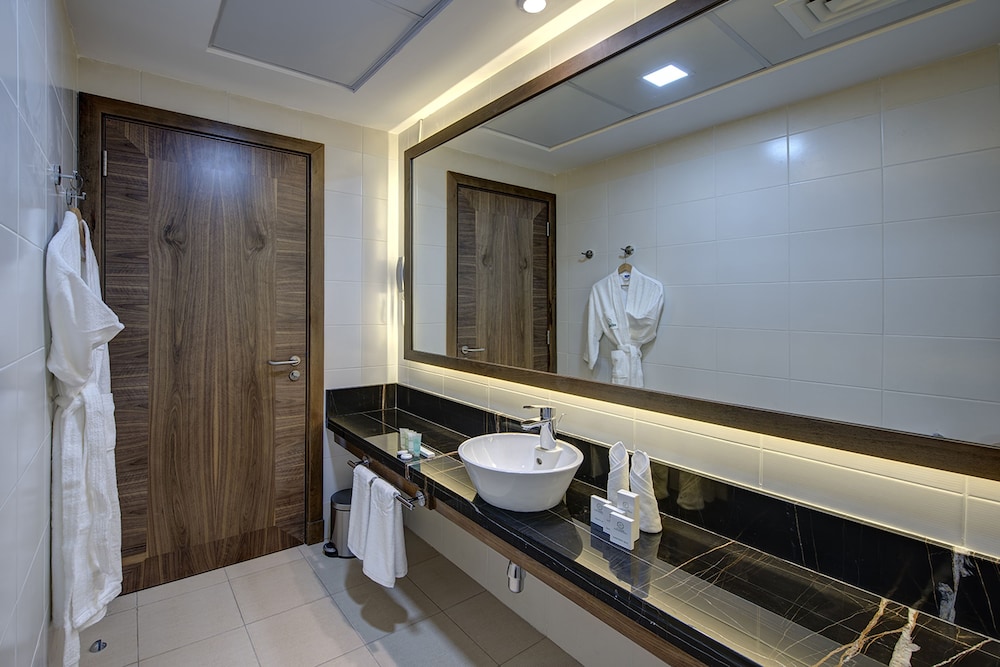 Class Hotel Apartments 27/30