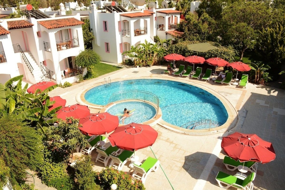Villa Nergis Apartments 4/23