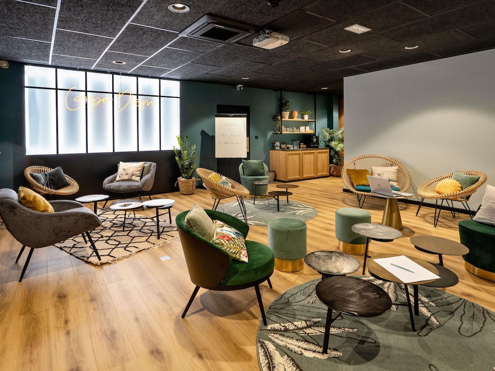 Mercure La Roche Sur Yon Centre 40/76