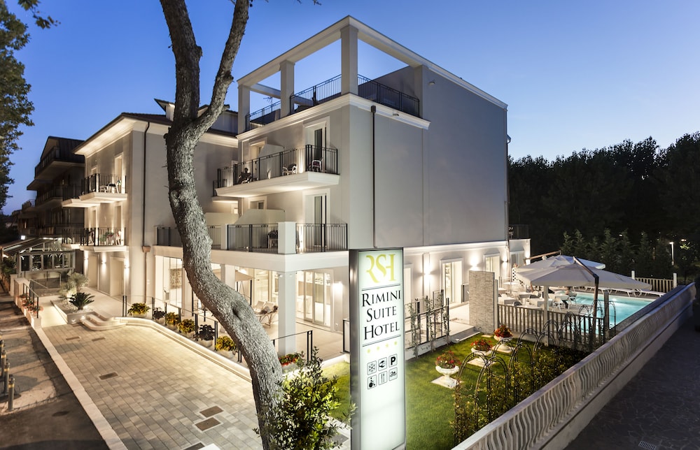 Rimini Suite Hotel 65/70