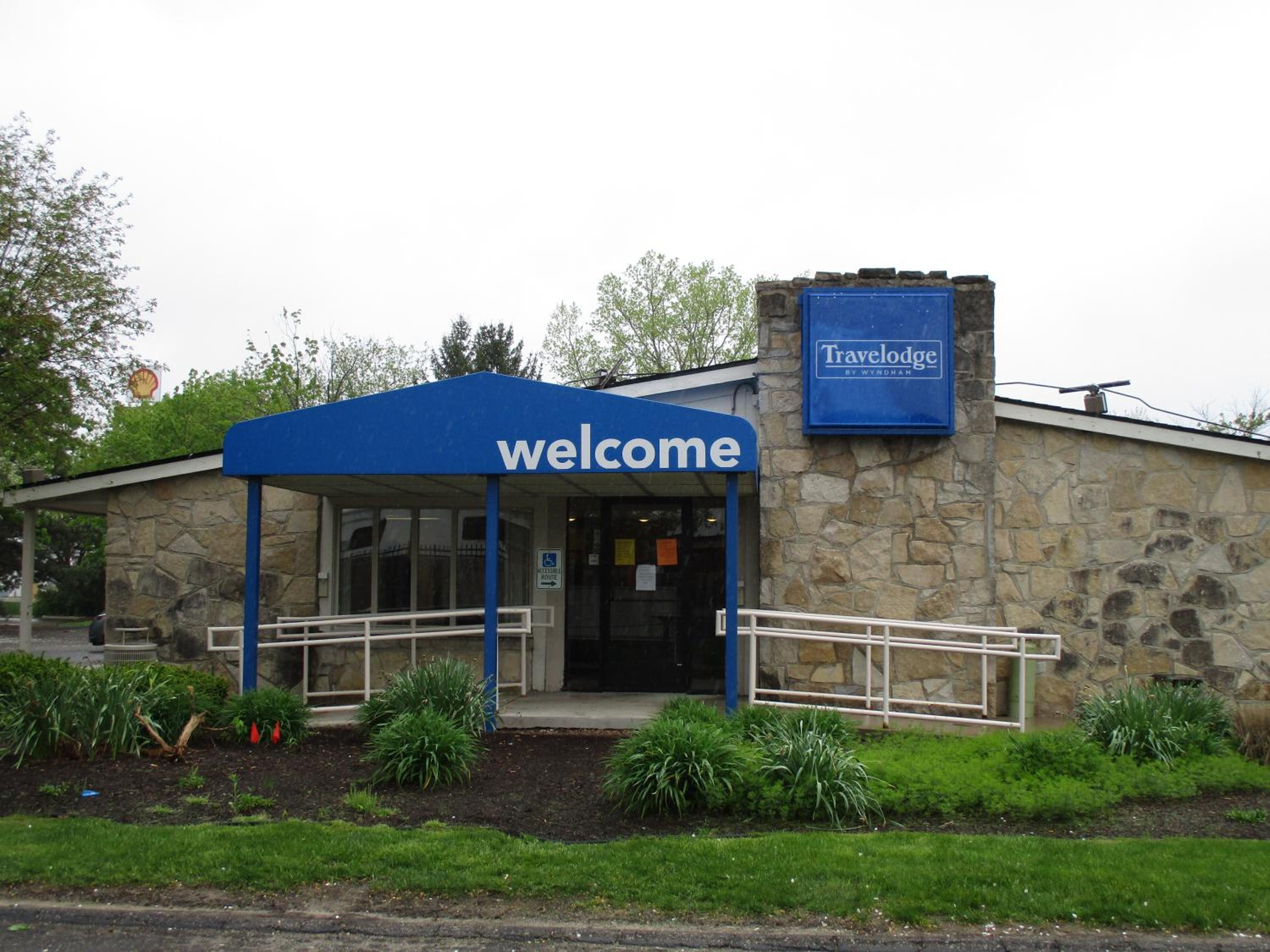 Travelodge by Wyndham Lansing MI 2/21