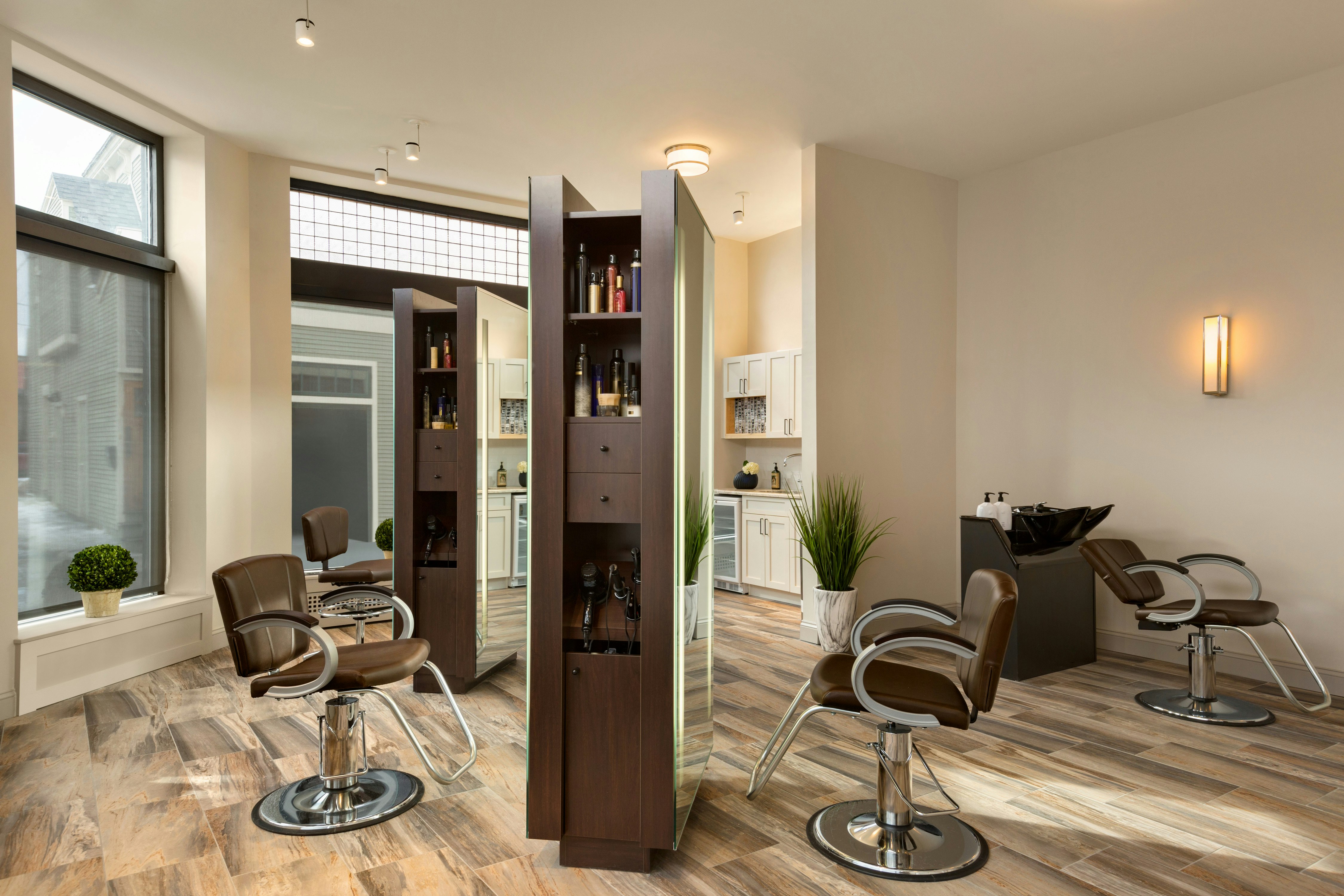 Hotel Saranac Curio Collection By Hilton 45/63