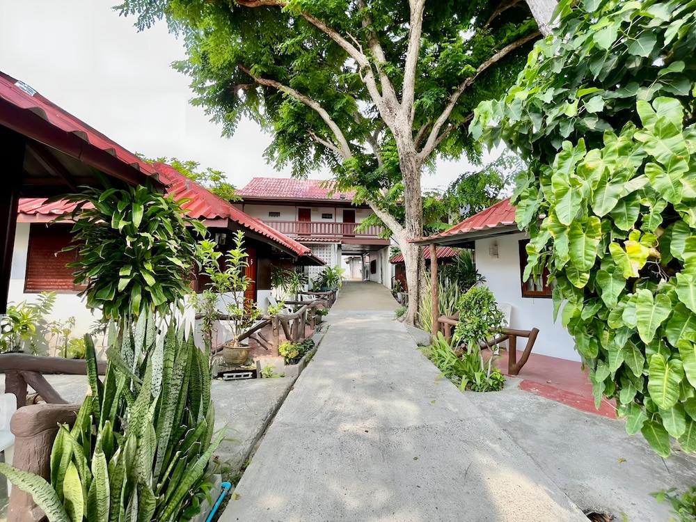 Haad Rin Resort 58/70