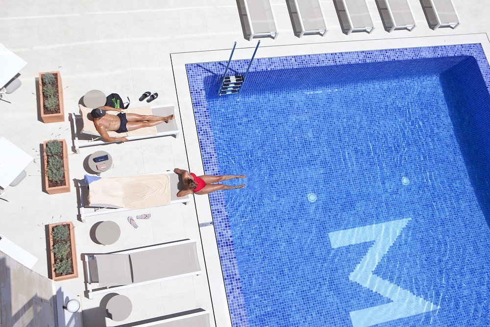 MiM Mallorca member of Melia Collection 48/72