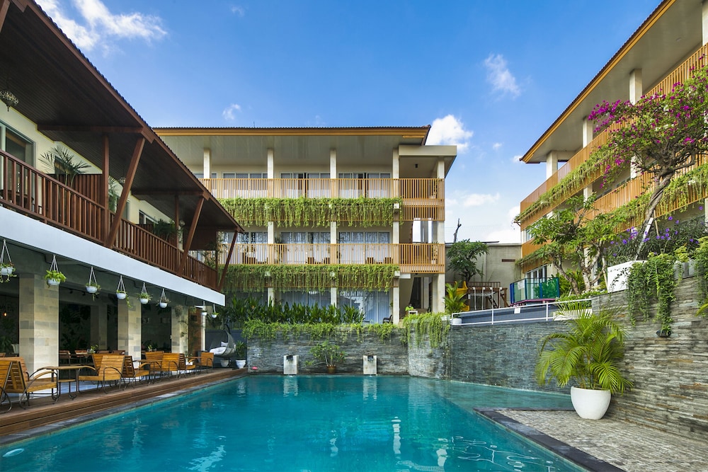 Graha Socio Hotel 6/56