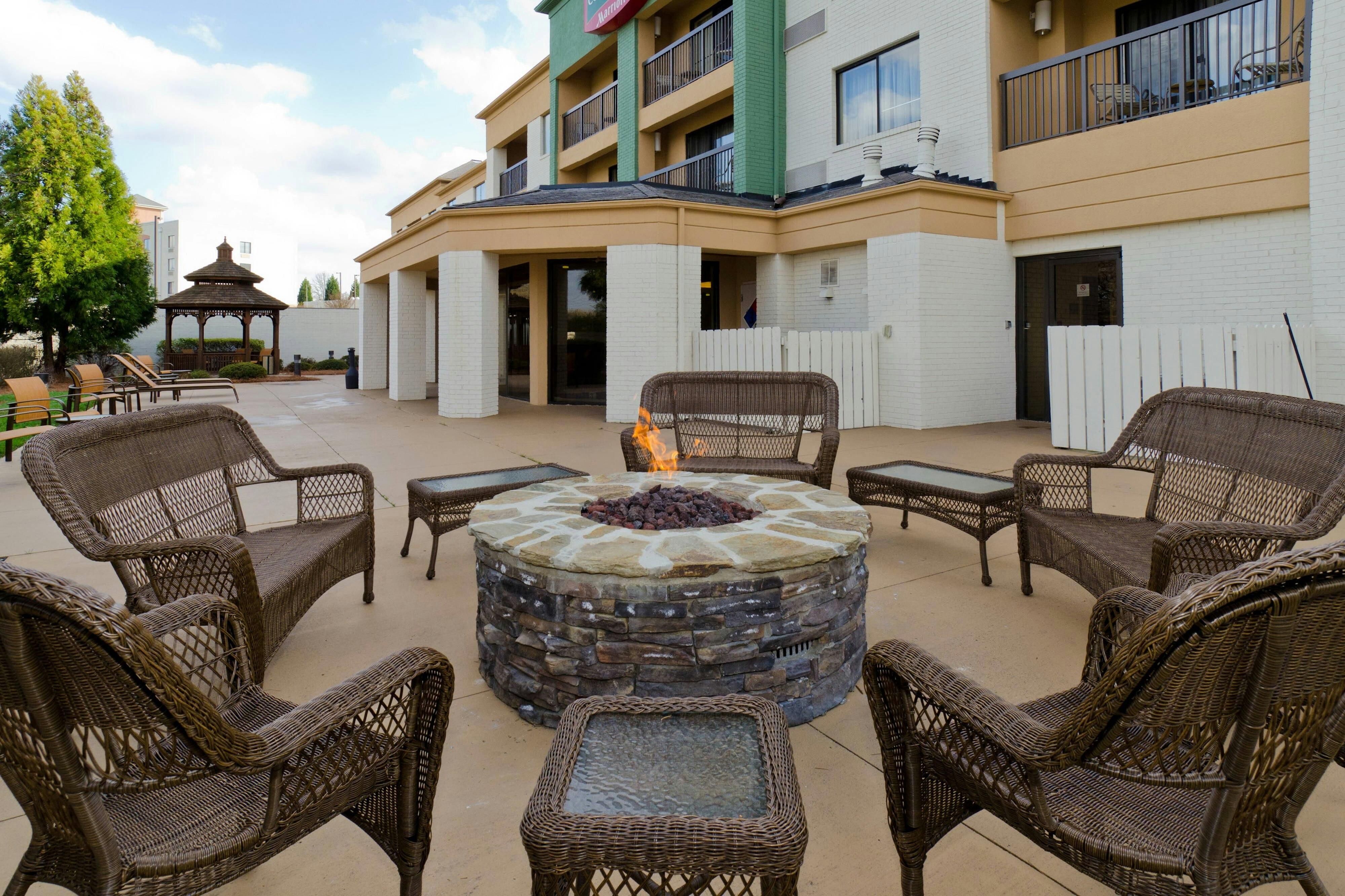 Courtyard by Marriott Charlotte Lake Norman 26/40
