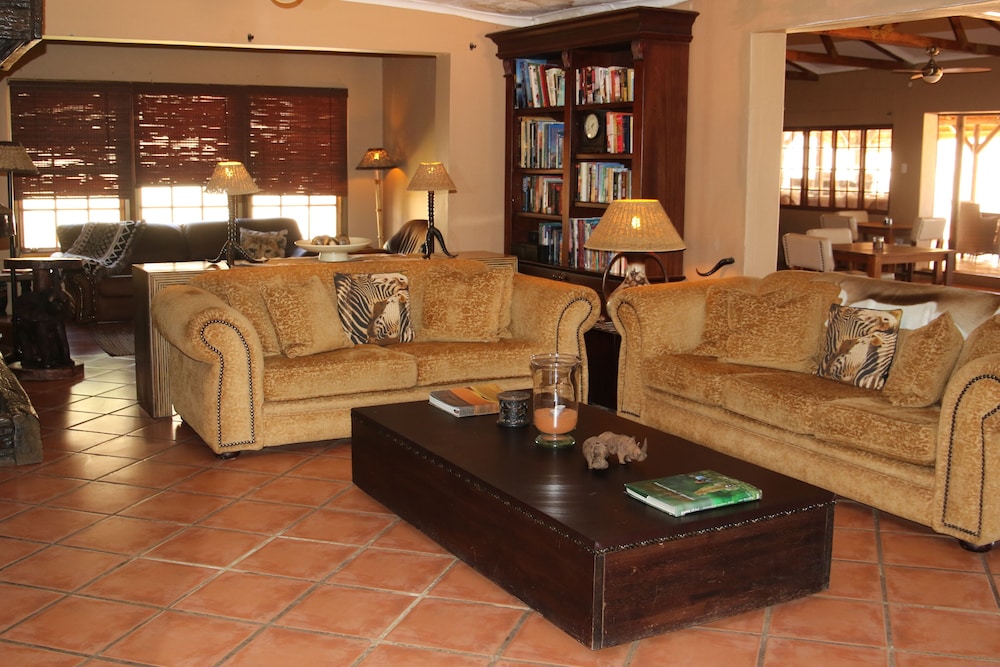 Bagatelle Kalahari Game Ranch 31/51