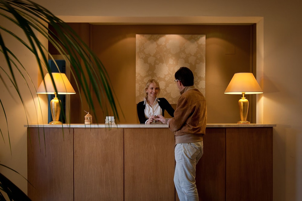 Hotel Arnolfo Aqua Laetitia Spa And Beauty 1/26