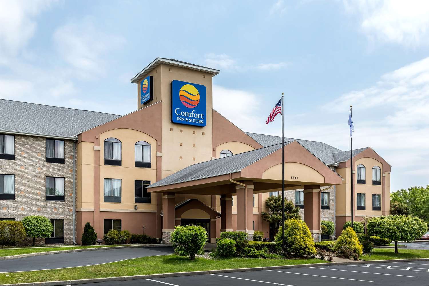 Comfort Inn & Suites Mishawaka South Bend 1/18