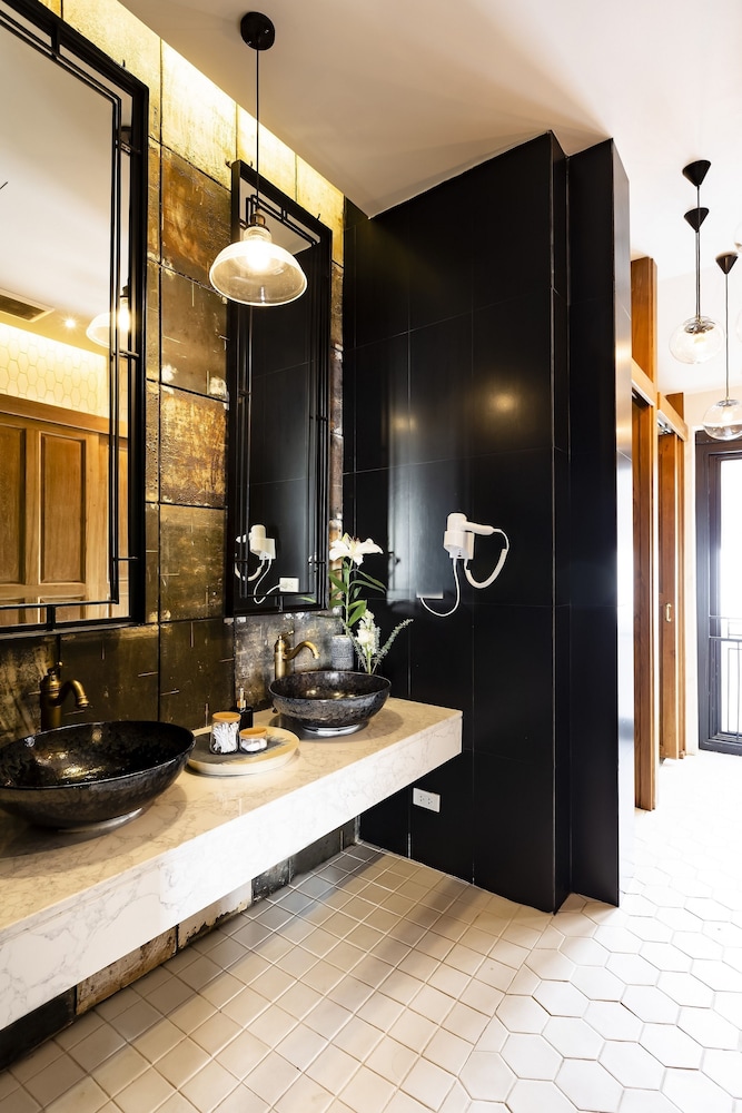 Khunluang Hostel - Adults Only 31/45