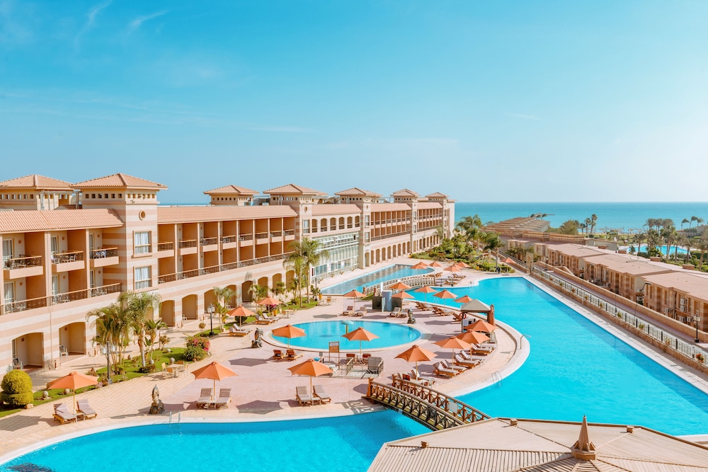Coral Sea Beach Resort & Aqua Park 42/50