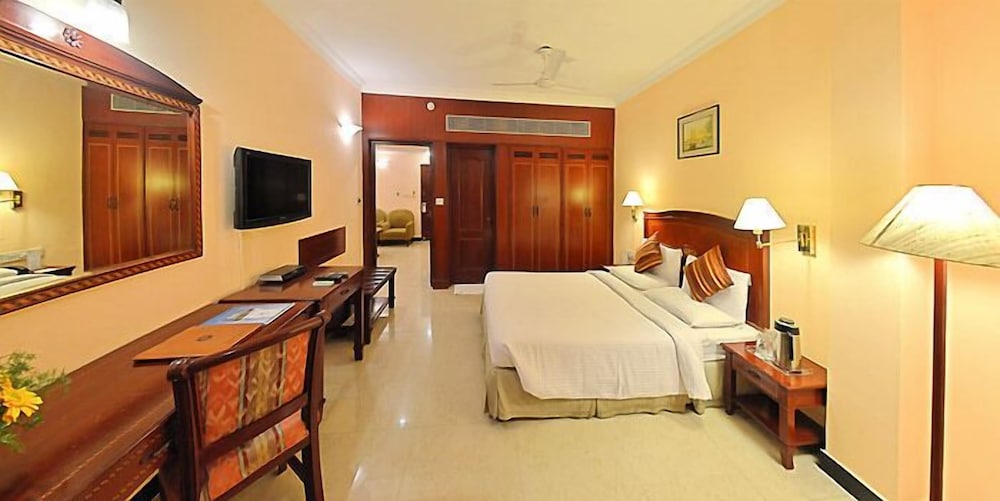 AADITHYA HOTEL 14/29